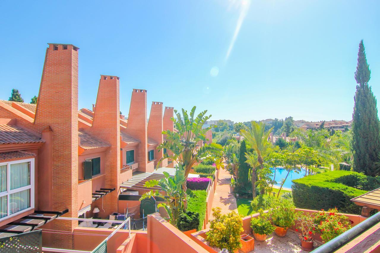 Oleholidays Adosado Mediterraneo Los Monteros 100 M Playa Marbella Zewnętrze zdjęcie